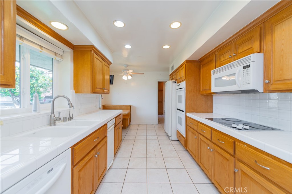 2847 N Monte Verde
