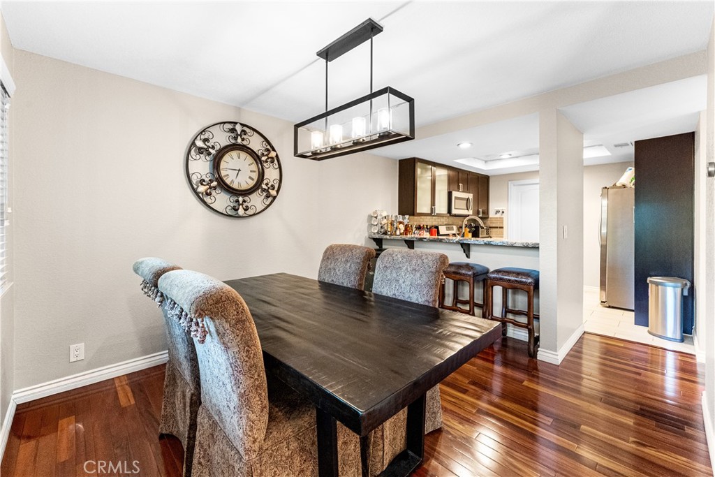 Properties 3 167 E Via Vaquero