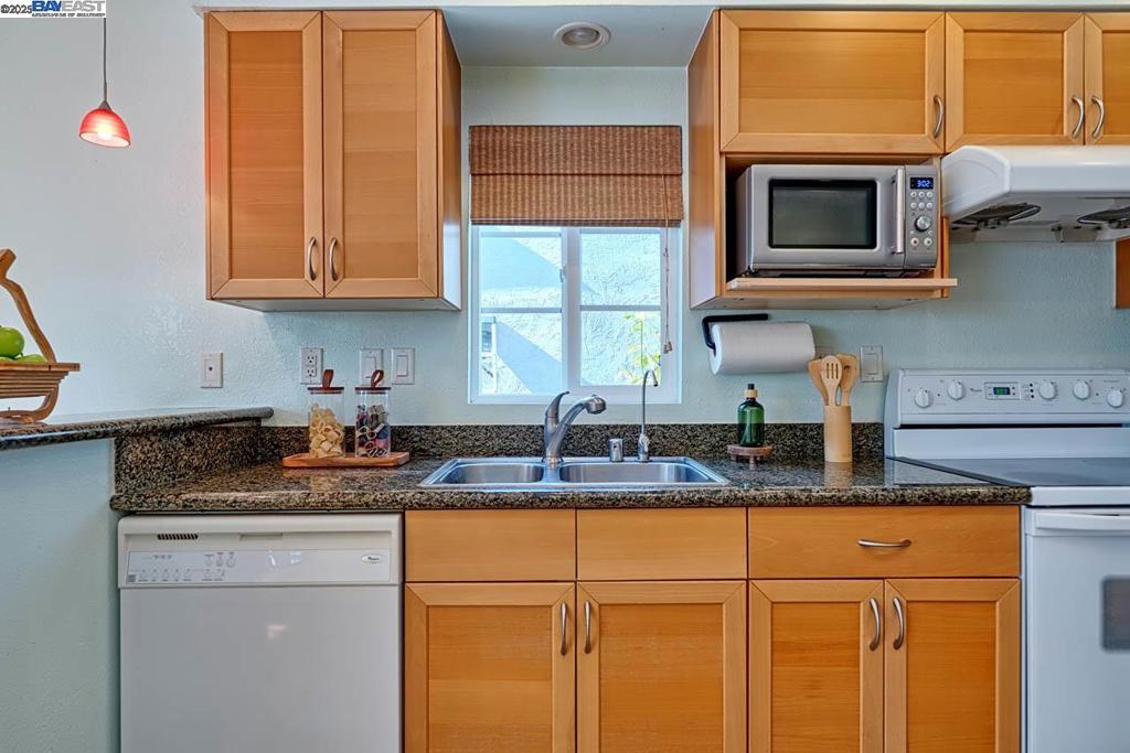 ARROWHEAD - Residential