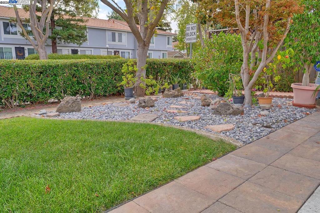 ARROWHEAD - Residential