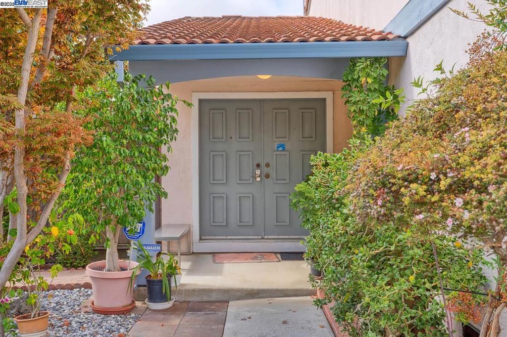 ARROWHEAD - Residential