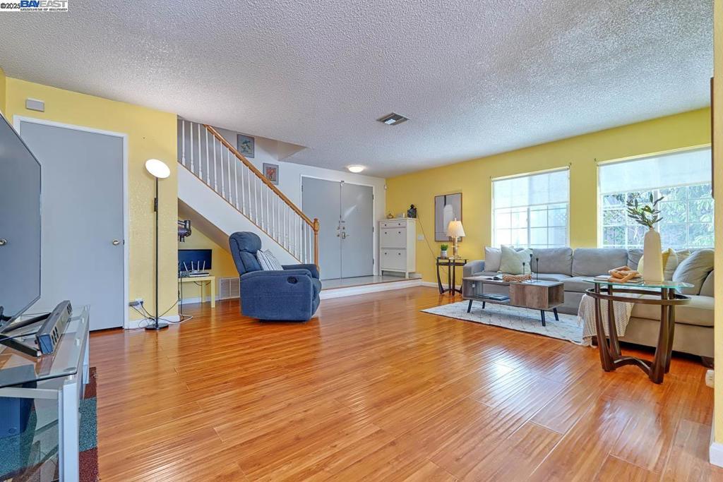 ARROWHEAD - Residential