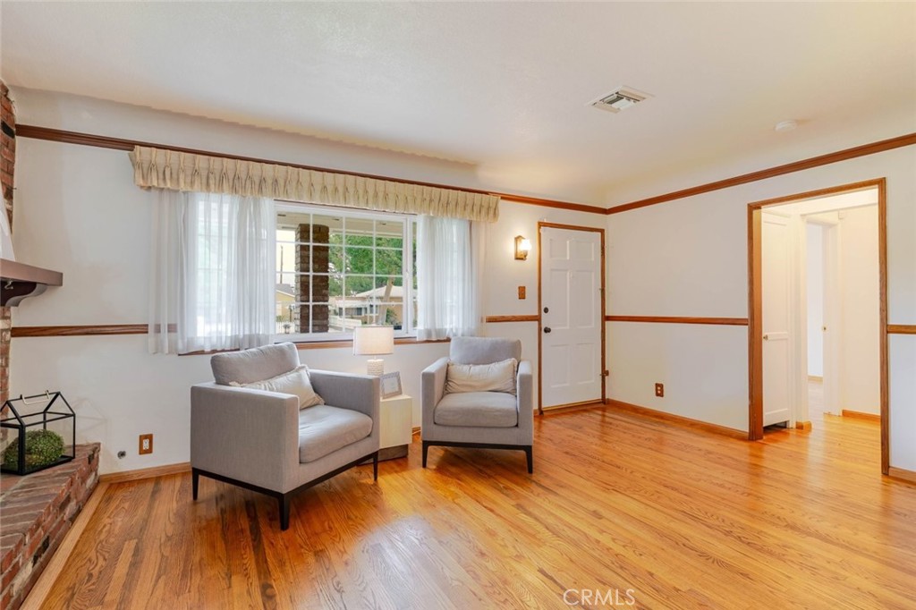 835 N Lincoln Street