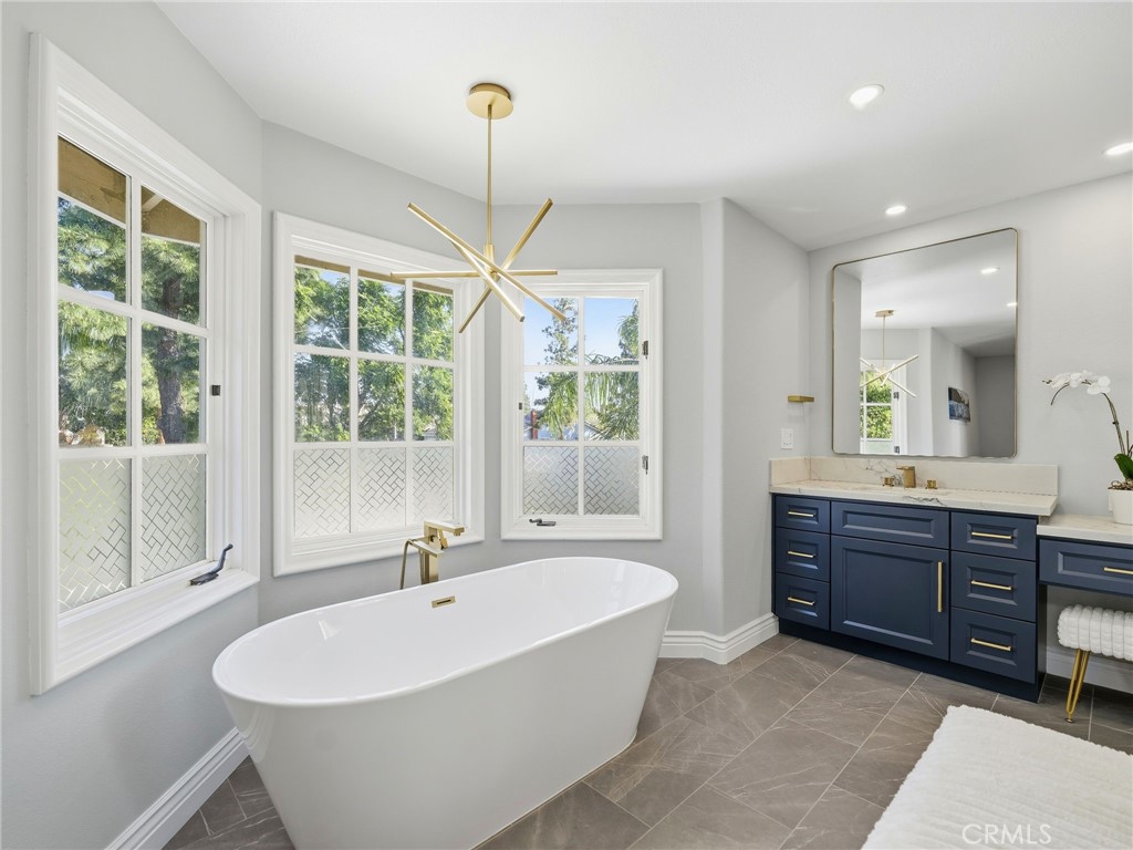 11030 Willowbrae