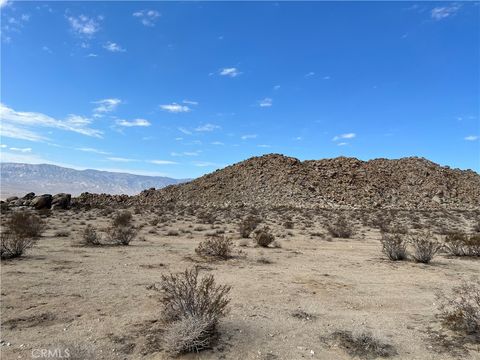 Photo of 0 Rd C / JV4203, Lucerne Valley, CA 92356 (MLS # TR22186121) Photo of 0 Rd C / JV4203, Lucerne Valley, CA 92356 (MLS # TR22186121)