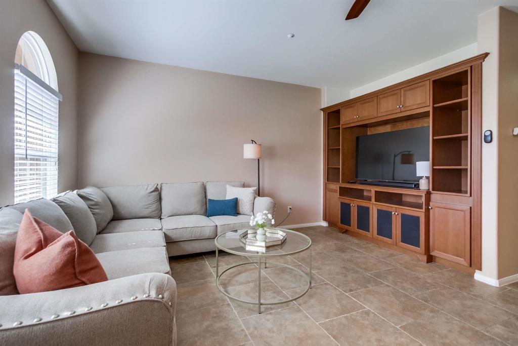 17059 Calle Trevino 5