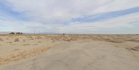 Photo of 1028 Verano Place, Thermal, CA 92274 (MLS # 219147011DA)