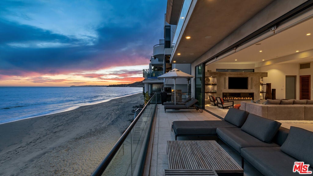 Photo of 25250 Malibu Road, Malibu, CA 90265 (MLS # 26769103)
