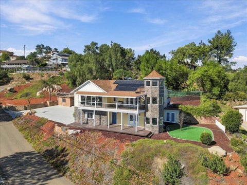 Photo of 205 Highline Trail TRL, El Cajon, CA 92021 (MLS # 260025235SD)