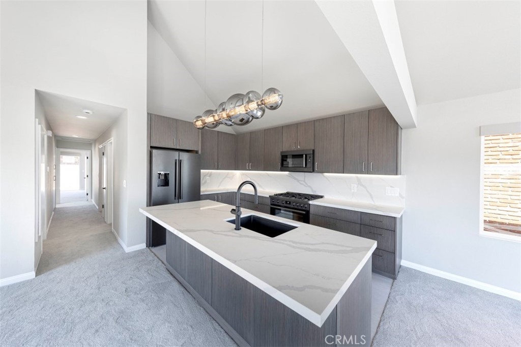 209 39th Street B