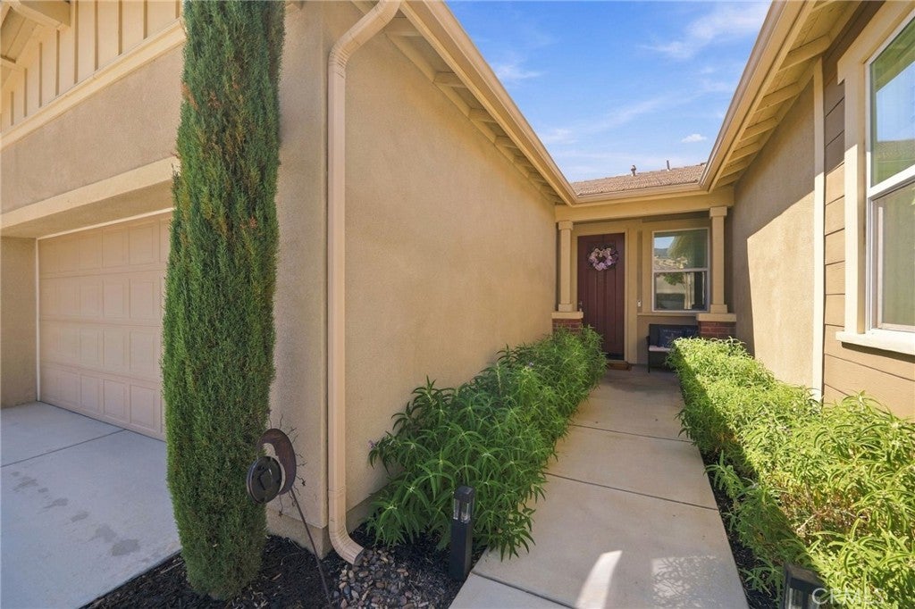 27219 Hideout Court