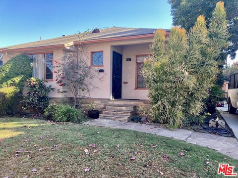 Photo of 1242 S Point View Street, Los Angeles, CA 90035 (MLS # 25586249) Photo of 1242 S Point View Street, Los Angeles, CA 90035 (MLS # 25586249)