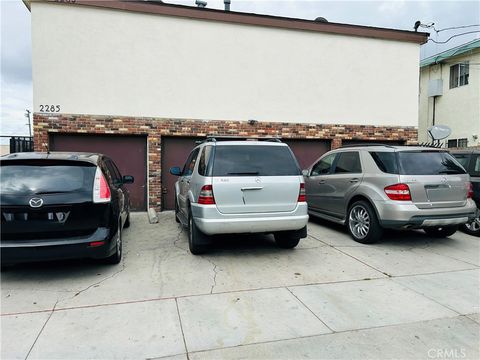 2285 Lewis Avenue Long Beach CA 90806