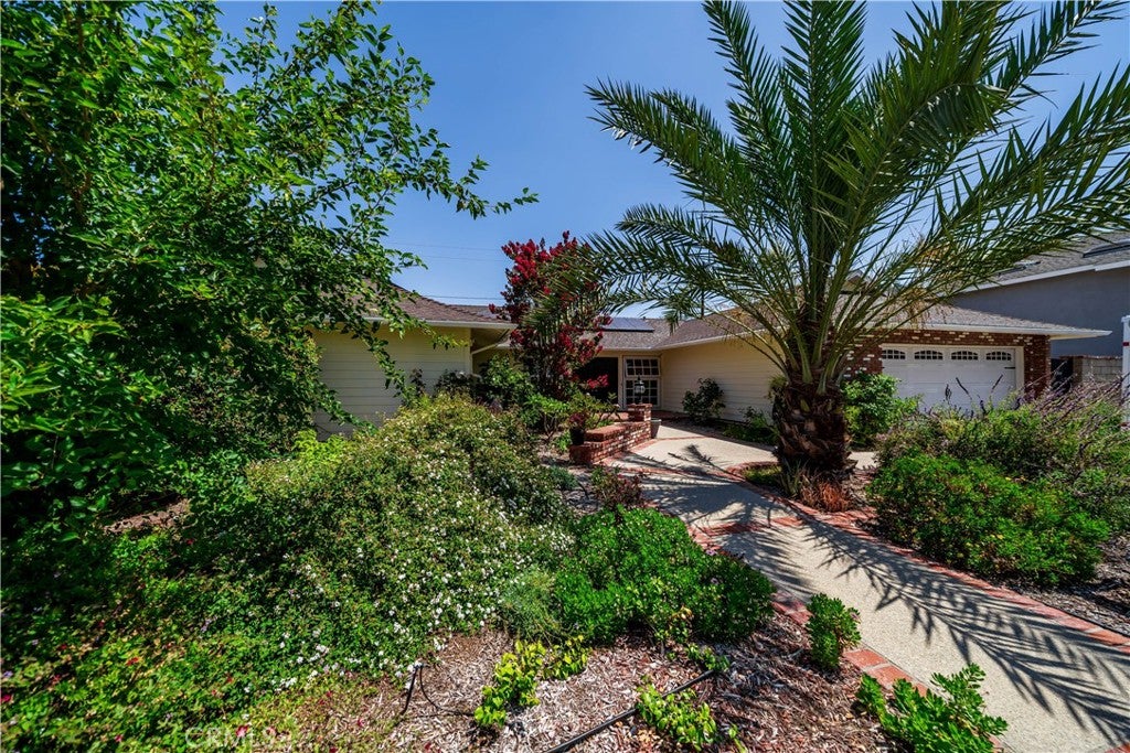 19631 Country Haven