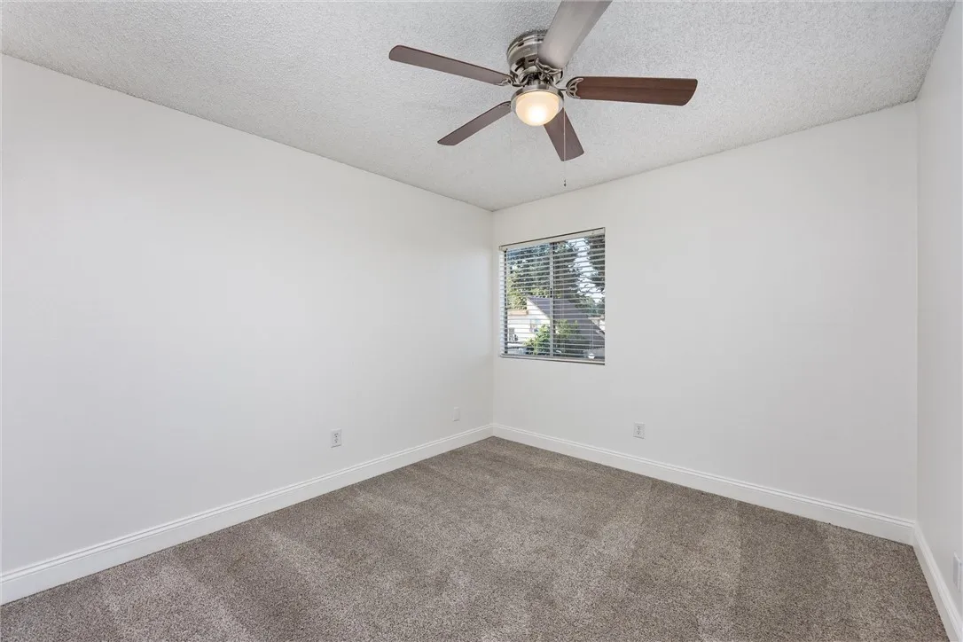 Bakersfield, California 93309, United States, 3 Bedrooms Bedrooms, ,2 BathroomsBathrooms,Residential,Active,205032