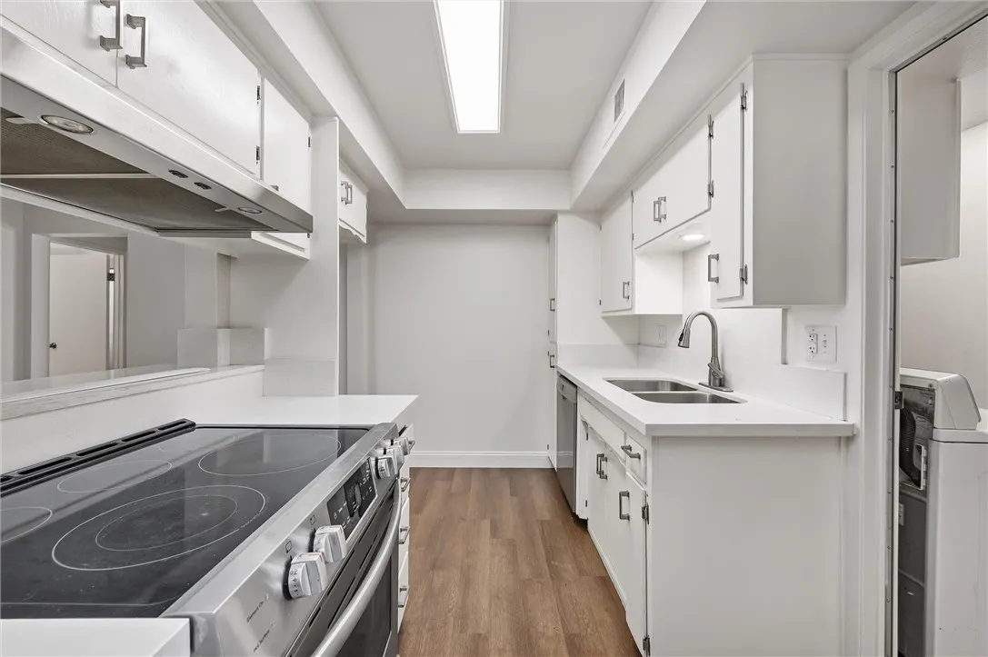 Bakersfield, California 93309, United States, 3 Bedrooms Bedrooms, ,2 BathroomsBathrooms,Residential,Active,205032