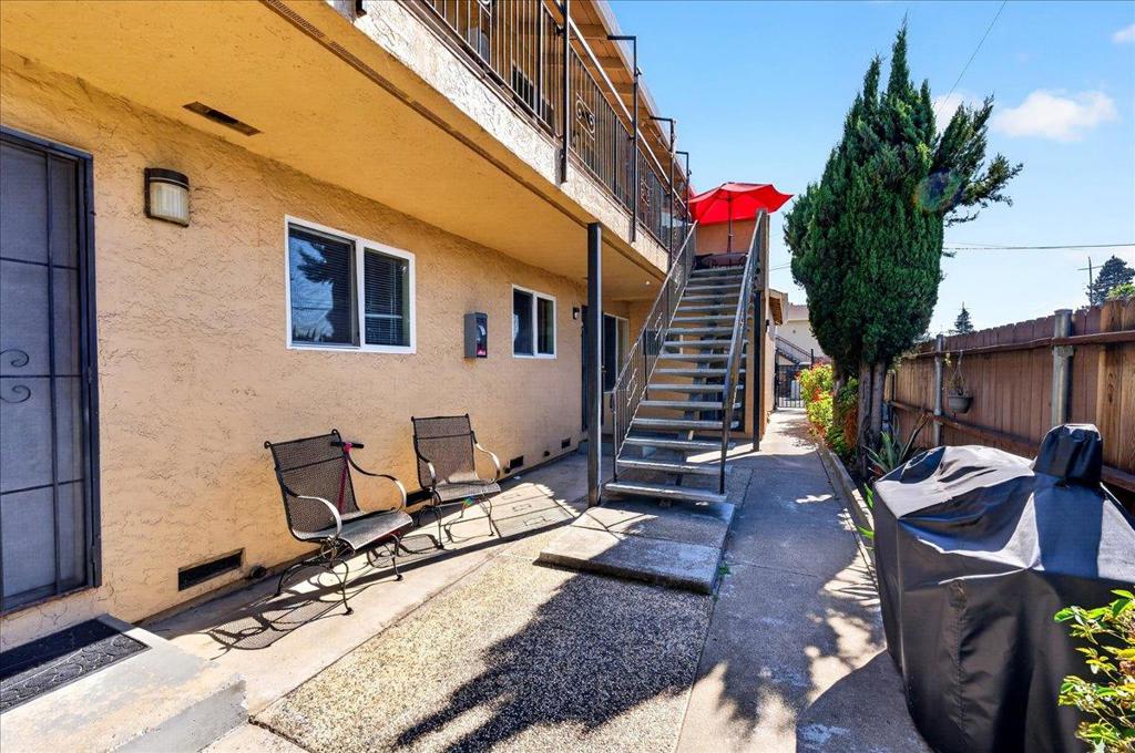 5601 Hoffman Court