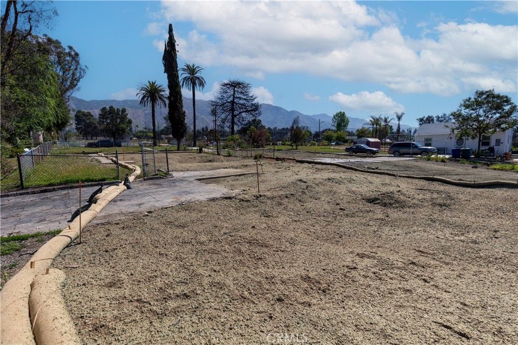 listing image 130723686902216664166