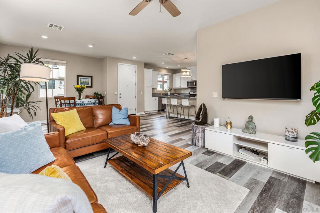 4128 Via Del Rey