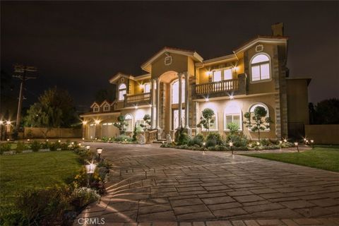 Photo of 10062 Valley Circle Boulevard, Chatsworth, CA 91311 (MLS # GD26051136)