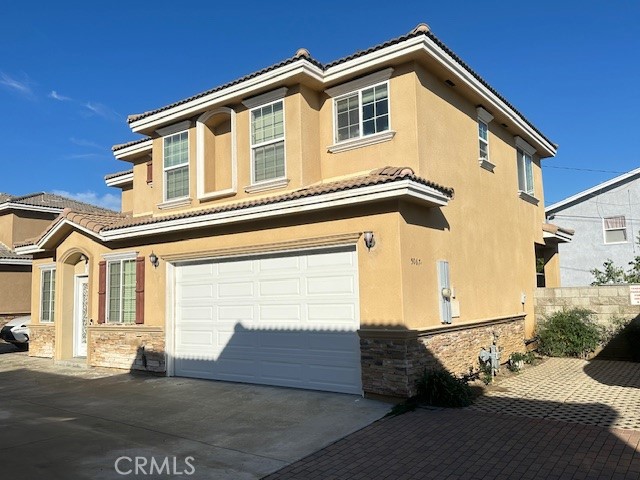 5067 Sereno Dr B