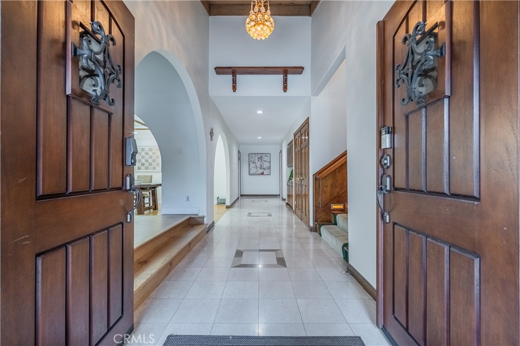 1951 Las Lomitas Drive