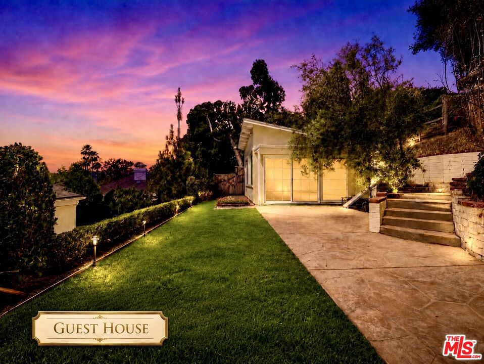 1627 Arbor Drive