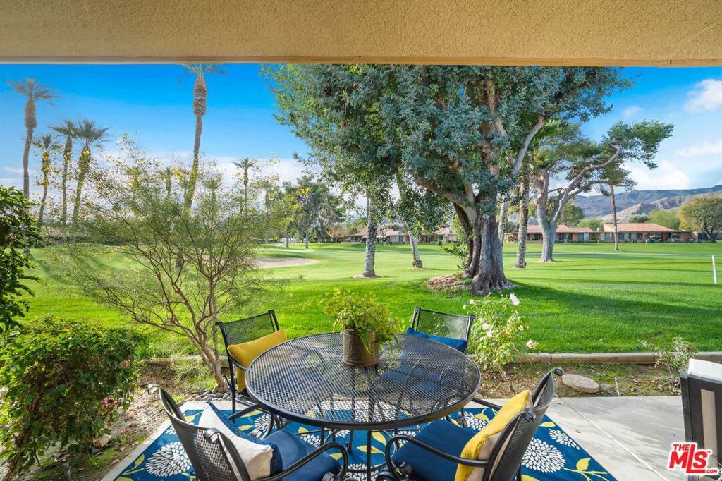 60 La Ronda Drive