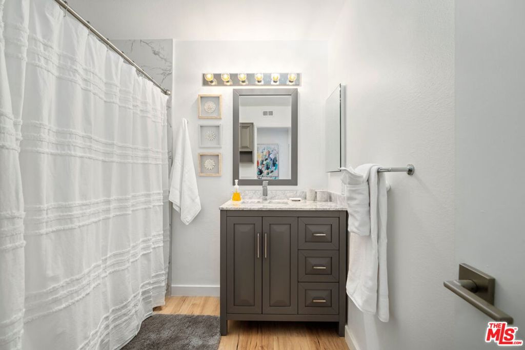 Sunrise C.C. - Residential Lease