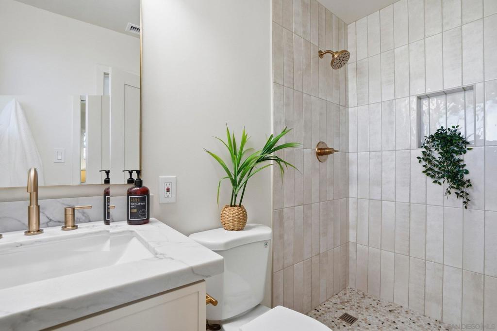 6398 Badger Lake Ave