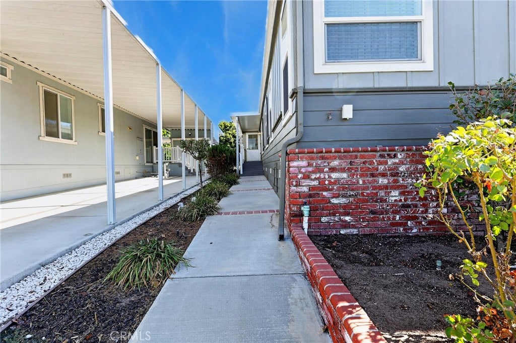 525 N Gilbert St 22