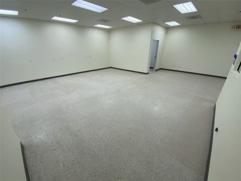 Tiny photo for 755 Fiero Lane #I, San Luis Obispo, CA 93401 (MLS # SC26102452)