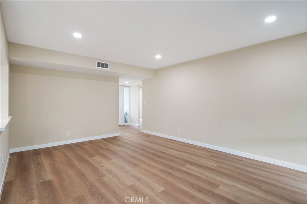Casitas Capistrano (CT) - Residential