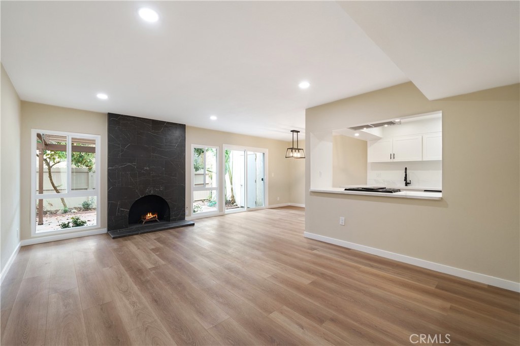 Casitas Capistrano (CT) - Residential