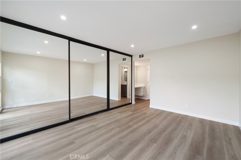 Casitas Capistrano (CT) - Residential