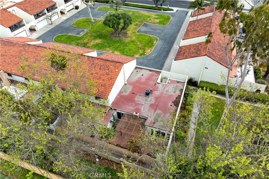 Casitas Capistrano (CT) - Residential