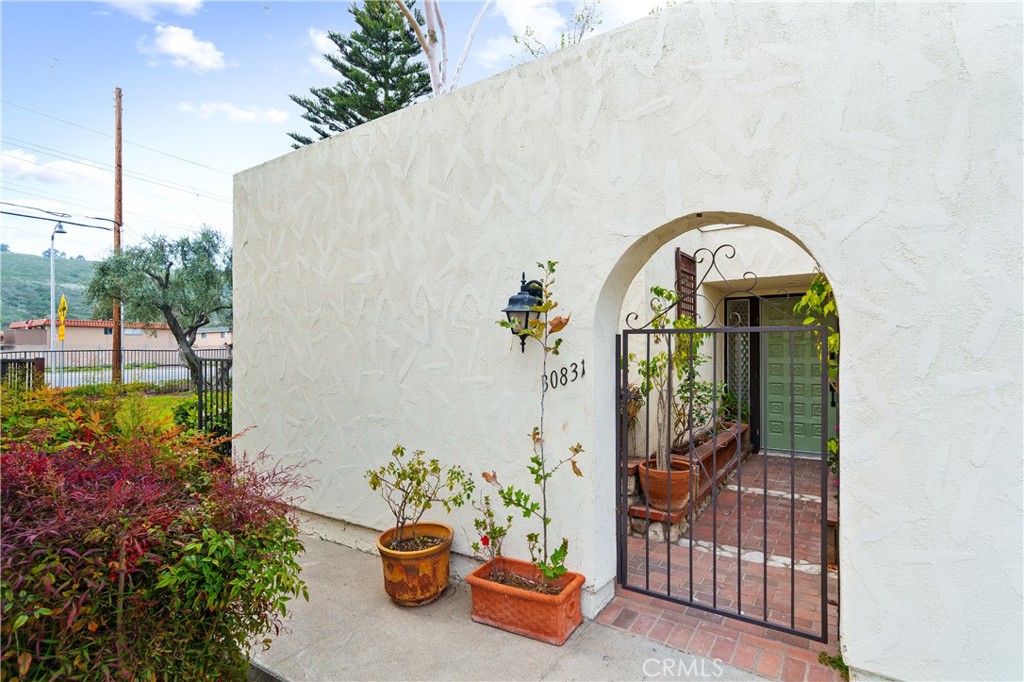Casitas Capistrano (CT) - Residential