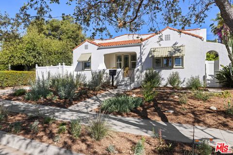 Photo of 491 E Penn Street, Pasadena, CA 91104 (MLS # 26663099)