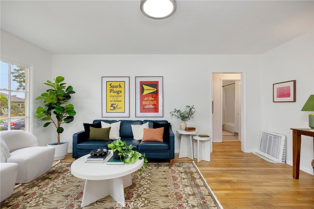 Artcraft Manor (AM) - Residential