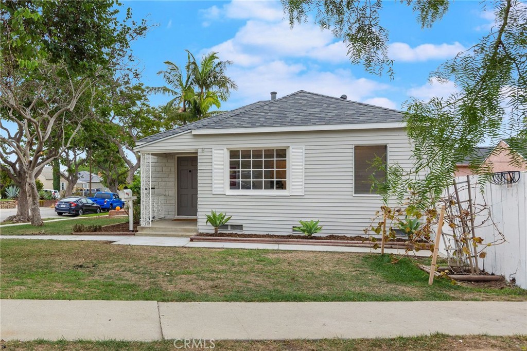 Artcraft Manor (AM) - Residential