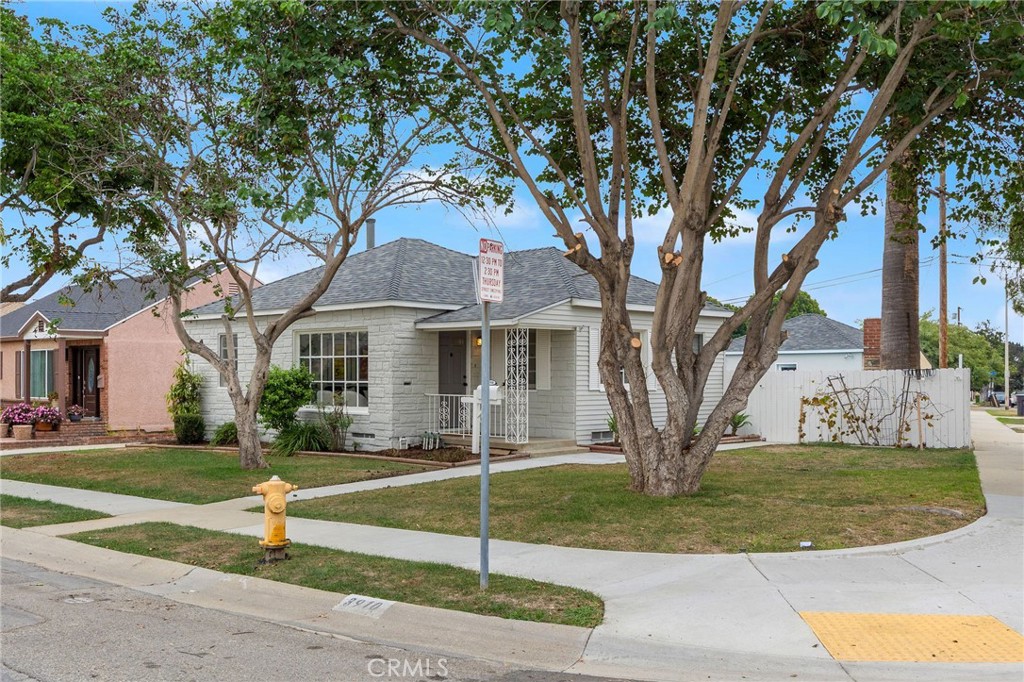 Artcraft Manor (AM) - Residential