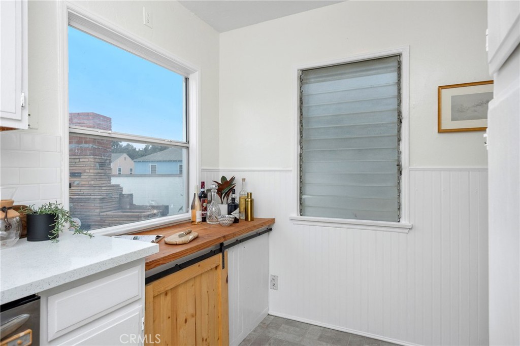 Artcraft Manor (AM) - Residential