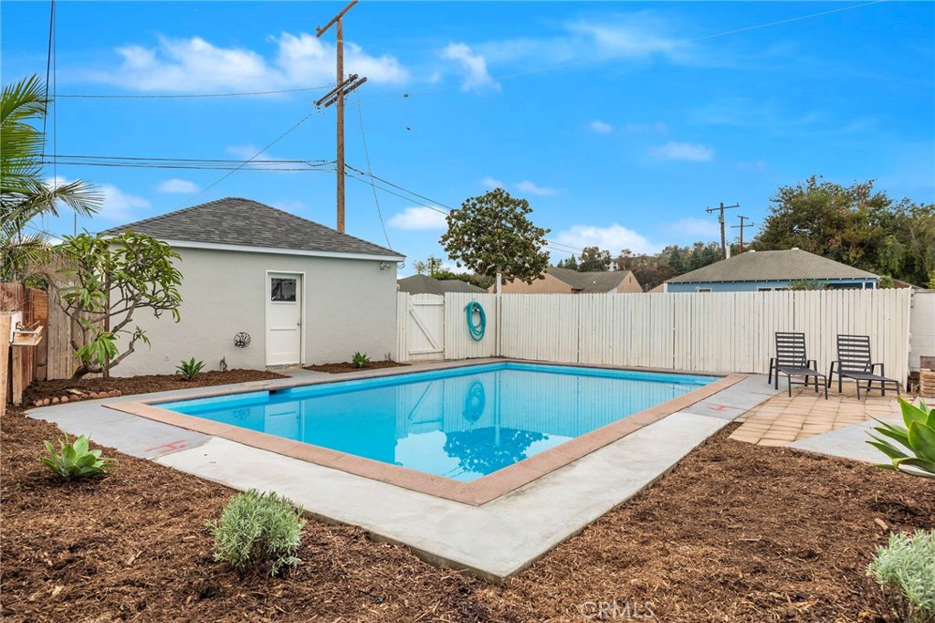 Artcraft Manor (AM) - Residential