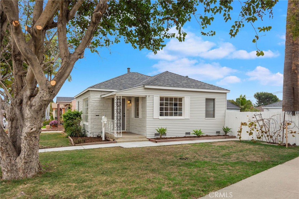 Artcraft Manor (AM) - Residential