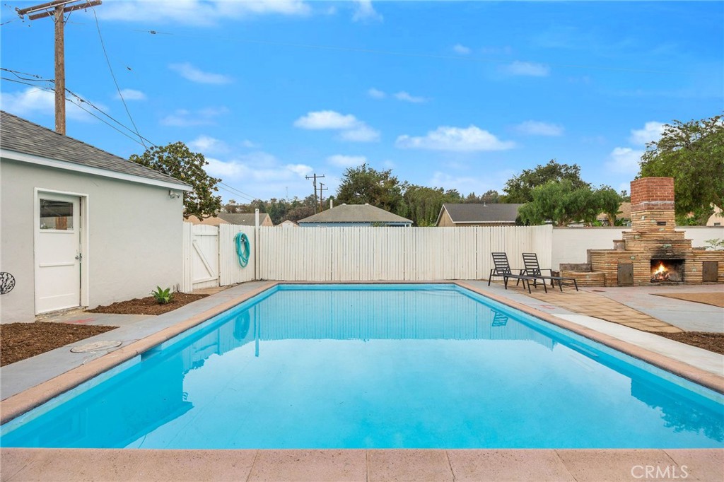 Artcraft Manor (AM) - Residential