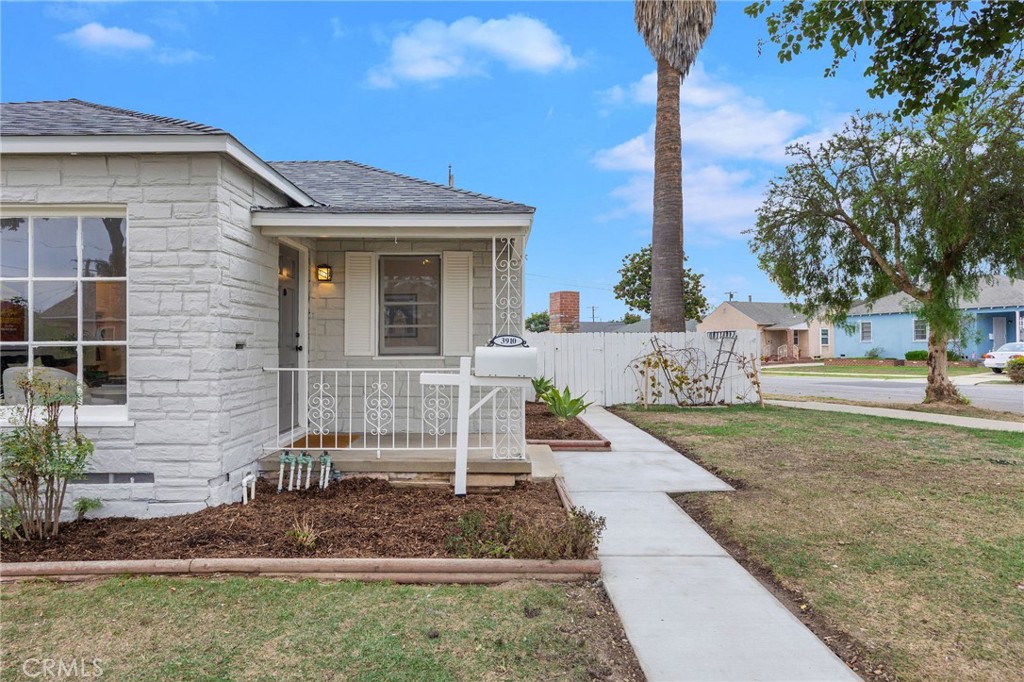 Artcraft Manor (AM) - Residential