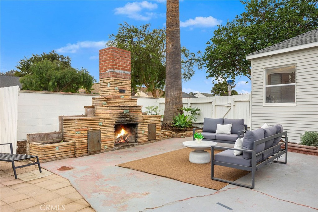 Artcraft Manor (AM) - Residential