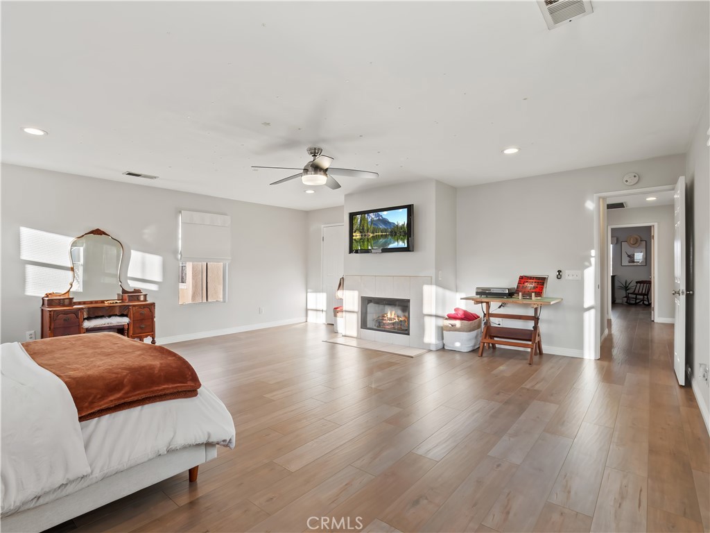 Cambridge Collection (CAMBC) - Residential
