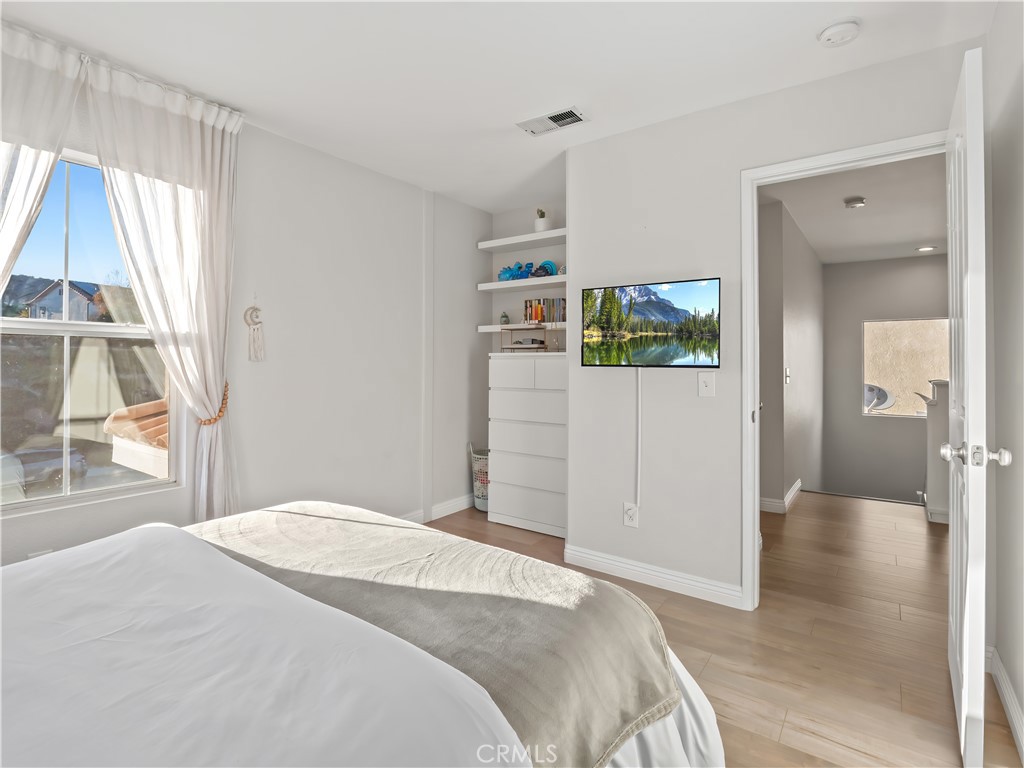 Cambridge Collection (CAMBC) - Residential