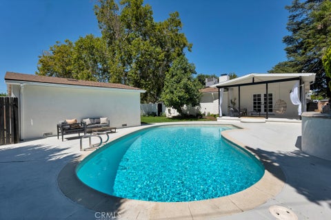 Tiny photo for 6727 Kentland AVE, West Hills, CA 91307 (MLS # SR26151100)